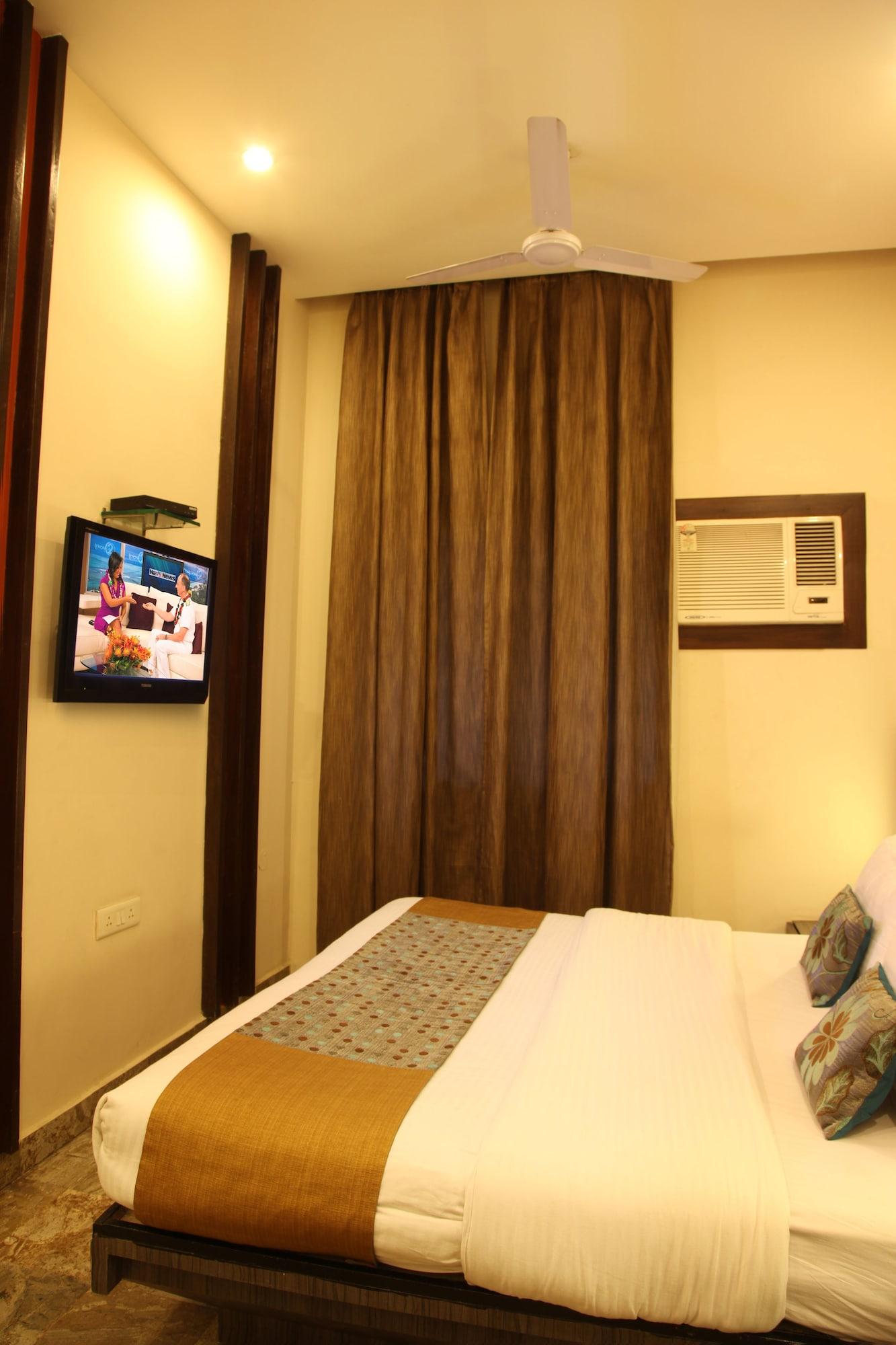 Rupam Hotel Delhi  Exterior photo