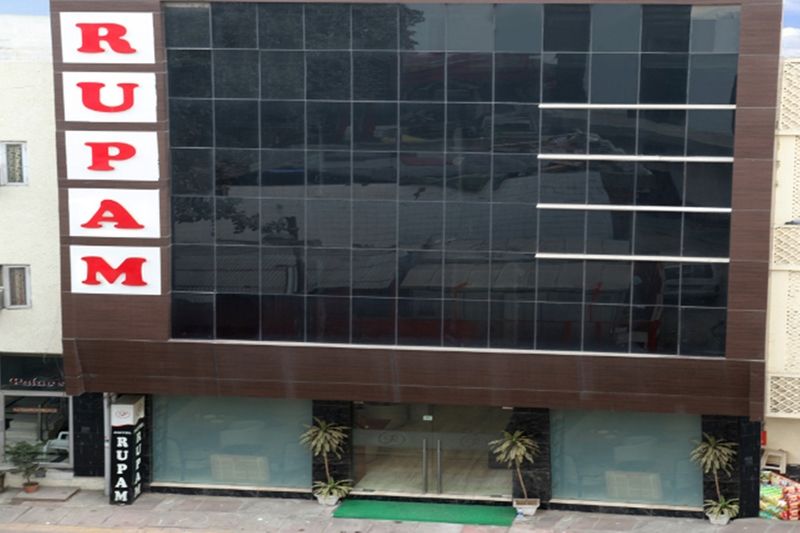Rupam Hotel Delhi  Exterior photo