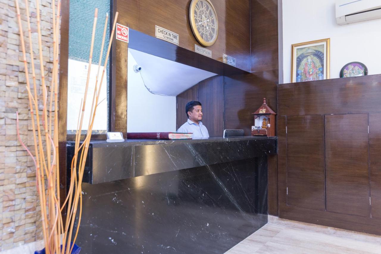 Rupam Hotel Delhi  Exterior photo