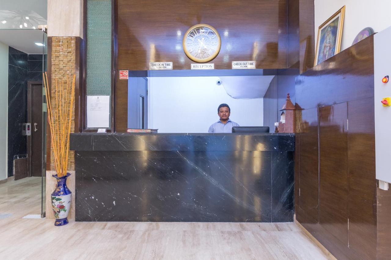 Rupam Hotel Delhi  Exterior photo
