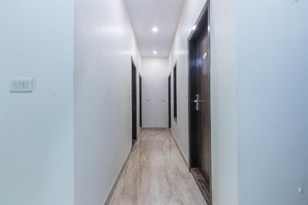 Rupam Hotel Delhi  Exterior photo