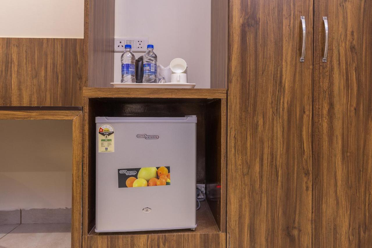 Rupam Hotel Delhi  Exterior photo